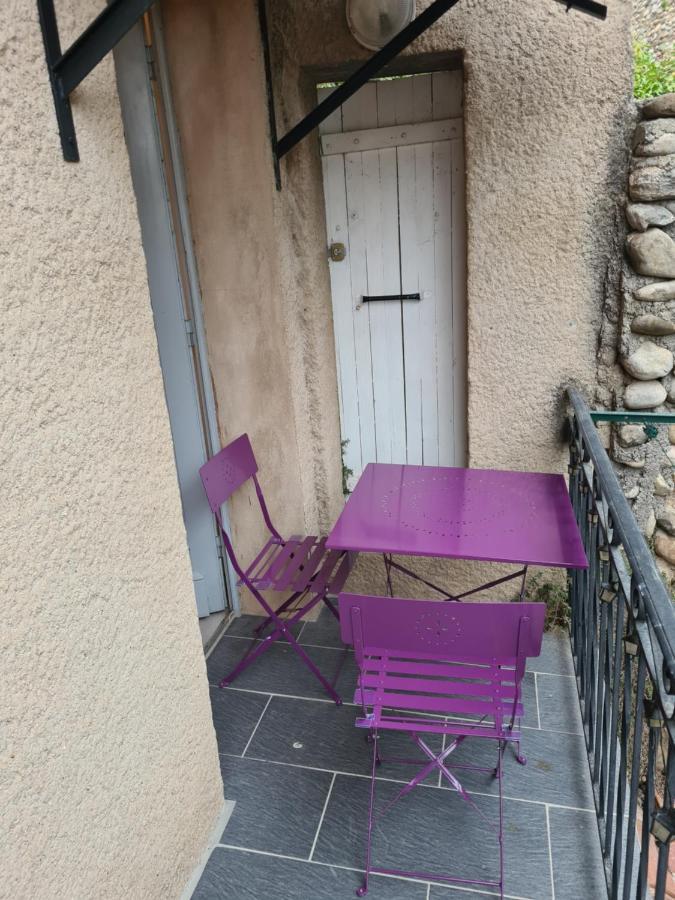 La Parenthese Villa Entrevennes Bagian luar foto